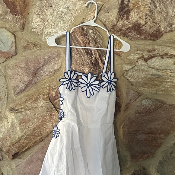 Commense Semi-Sheer Floral Embroidery Back Bow Maxi Dress size XL - Picture 3 of 8